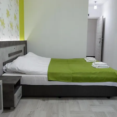 за гости Valenda Lägenhetshotell 3*