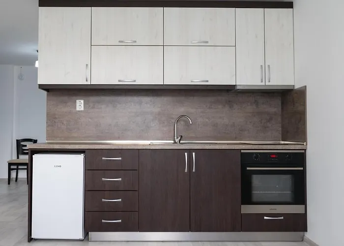 за гости Valenda Aparthotel Kirkovo (Kardzhali)